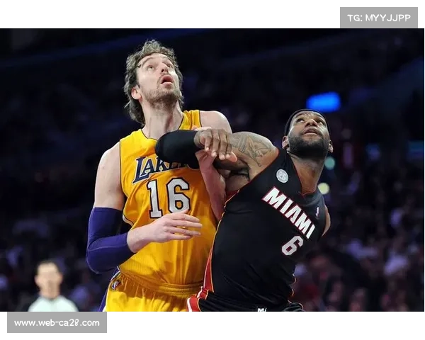 詹姆斯获准参加对抗训练，1-2周后重新评估复出进度